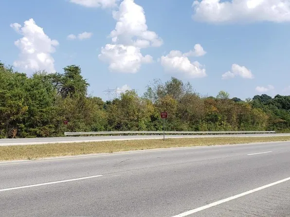 2413 Carver Rd, Maryville, TN 37801