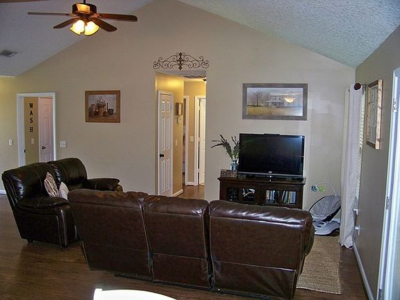 5th image of 7094 Old Highway 259