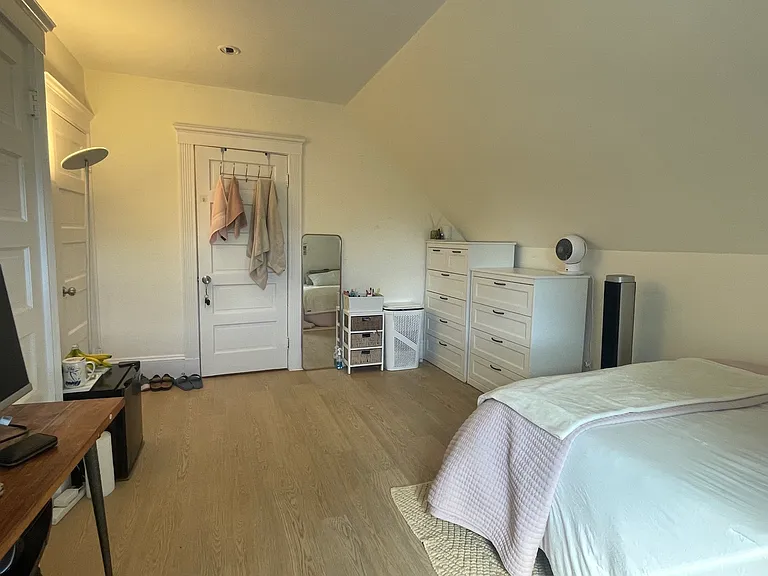 148 Washington St #2 — Photo 12