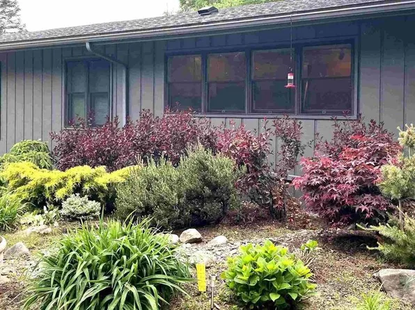 27 Hannerville Road, Edgerton, WI 53534