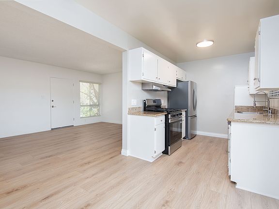 2nd image of 3911 Wade St APT 1