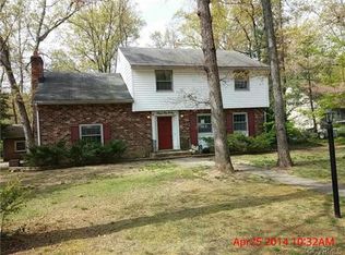 11901 Warminster Ct, Midlothian, VA 23113