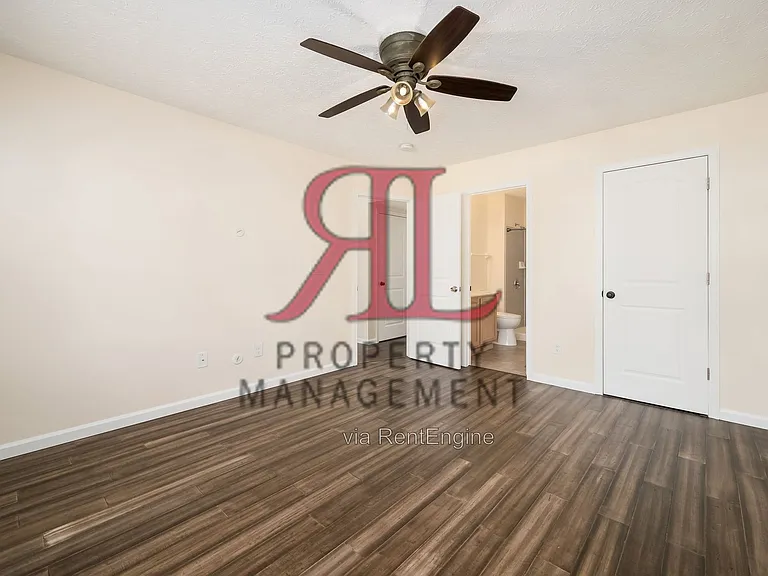 5333 Timber Grove Dr — Photo 15