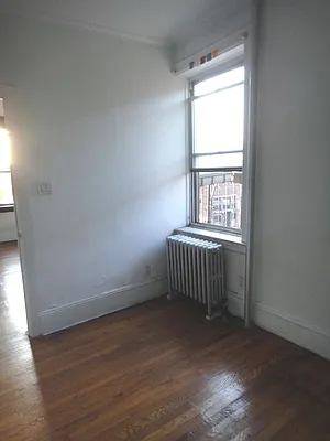 Rented by Sterling Holdings | media 21