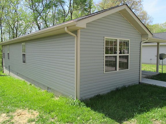 2nd image of 30 Kaylee Ln