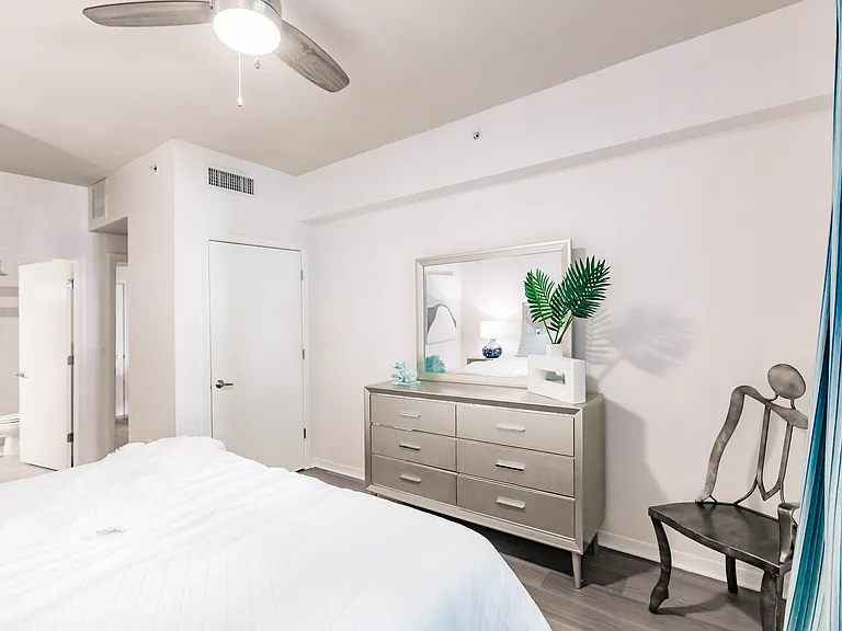 Aviah Flagler Village — Photo 171
