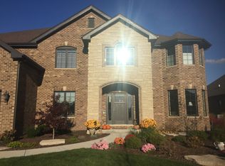 11892 Golden Gate Dr, Mokena, IL 60448