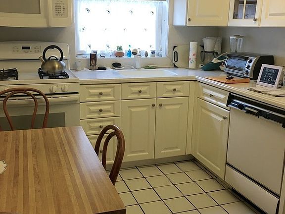 3rd image of 6766 108th St APT C36