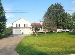 1963 Taylors Gin Rd, Temple, GA 30179