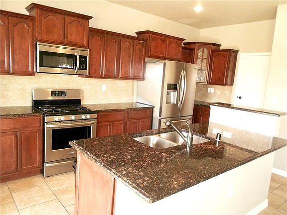 2nd image of 3149 Clearbrook Pl