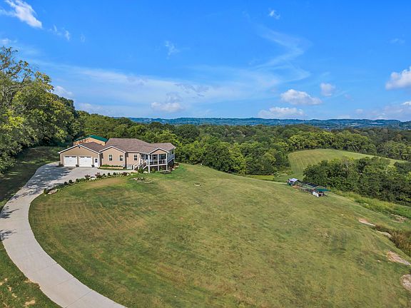 30th image of 2770 E Sheepneck Rd