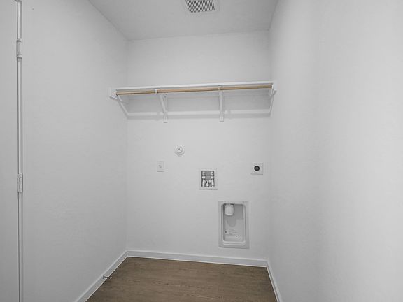 3rd image of 1442 Mira Ml