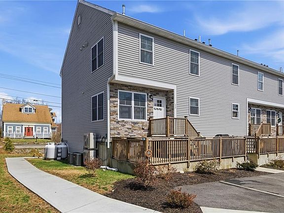4th image of 25 Graniteville Rd