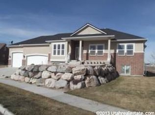 3482 W Jupiter Hills Dr, Syracuse, UT 84075