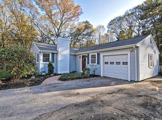 523 Central St, Holliston, MA 01746