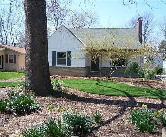 1st image of 4877 Glenburn Ave