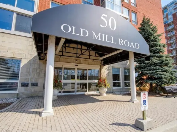 50 Old Mill Rd #705, Oakville, ON L6J 7W1