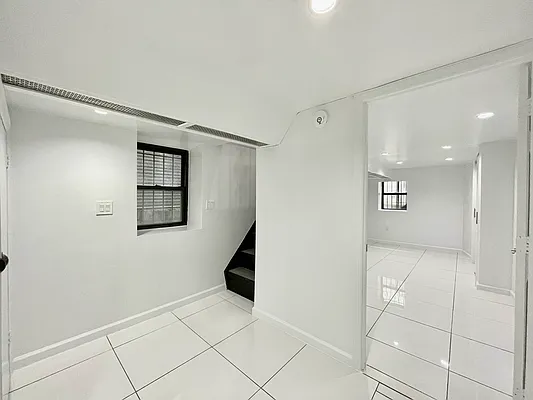 Rented by Highline Residential | media 29