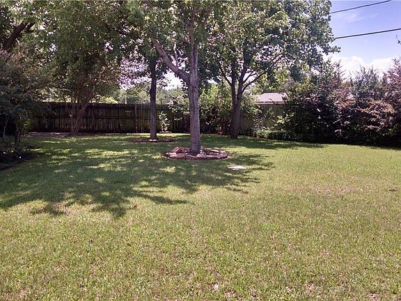 4th image of 6125 Blue Spruce Cir
