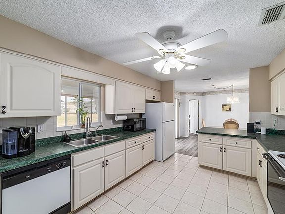 4th image of 9653 SE 173rd Ln