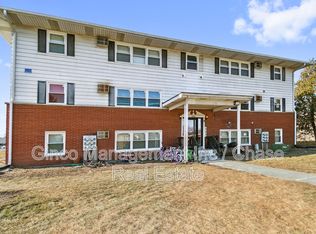 1015 N Farnsworth Ave #A, Aurora, IL 60505