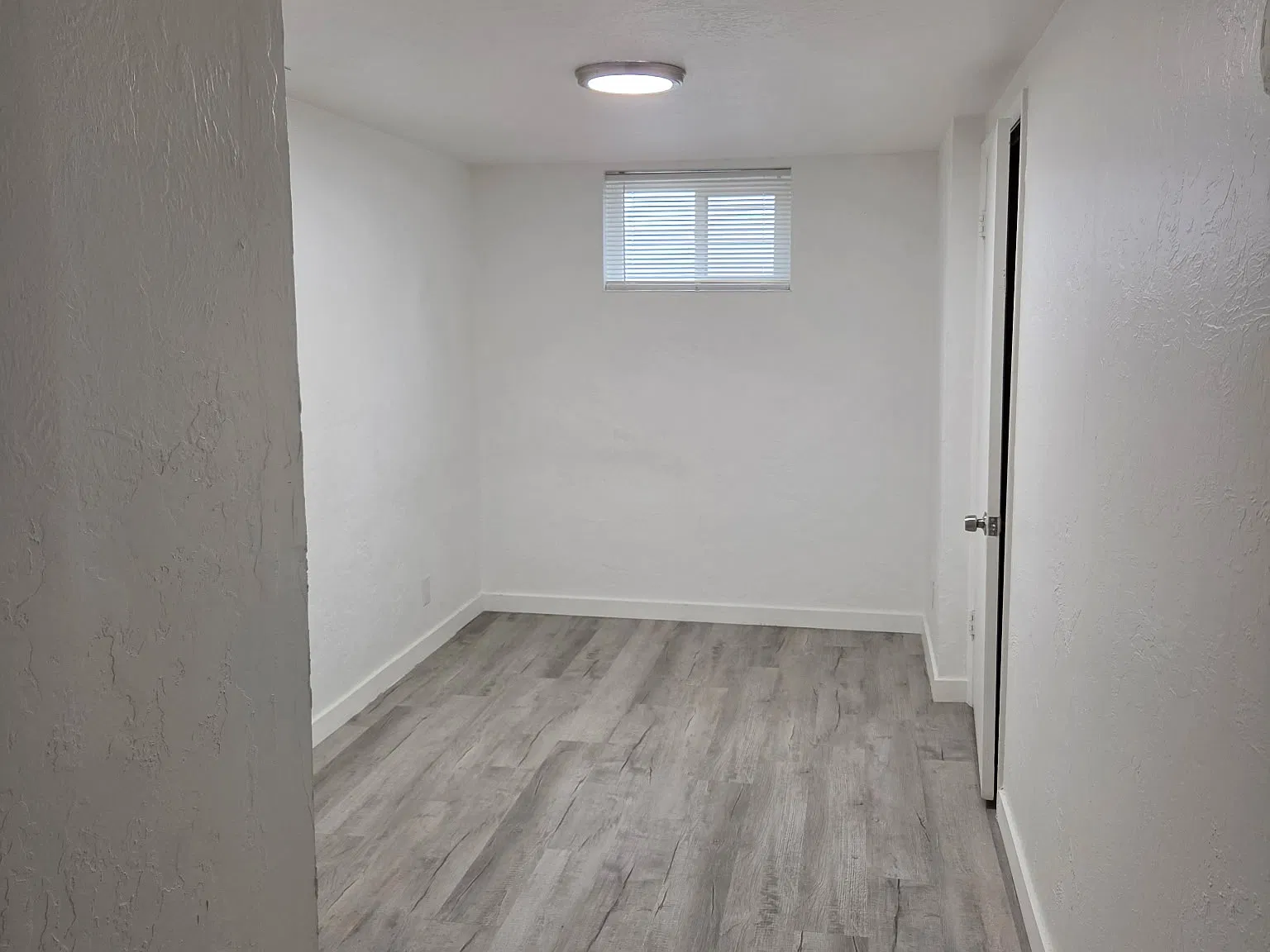 2 bed, $1,300 — Photo 3
