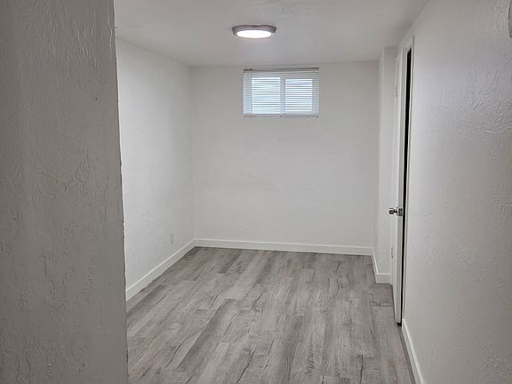 3rd image of 536 8th St #2
