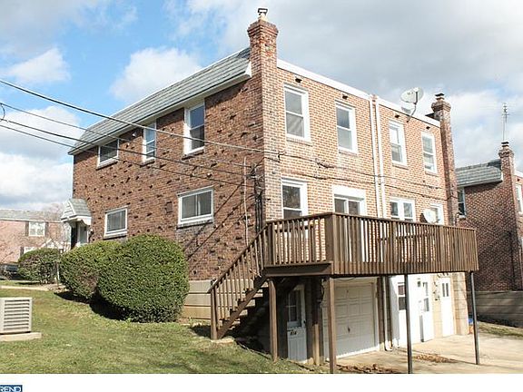 3rd image of 914 Fariston Dr