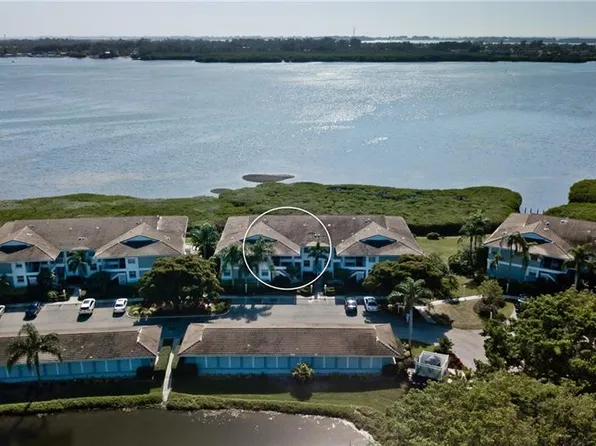 1187 Edgewater Cir, Bradenton, FL 34209