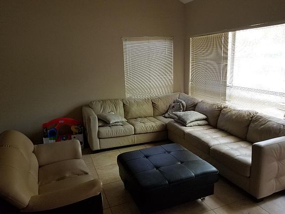 3rd image of 6804 Tudor Dr