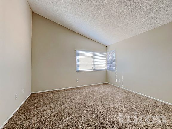5th image of 15473 Casa Grande St