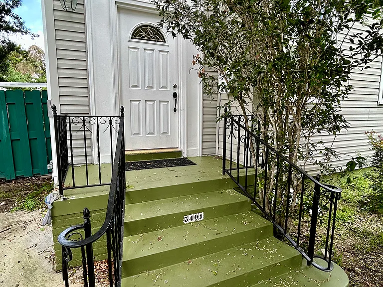 5401 S Miro St — Photo 1