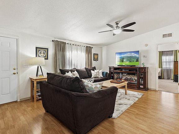 5th image of 2552 Thorn Oak Dr Space 31