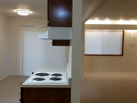 Kitchen, dining & living rooms