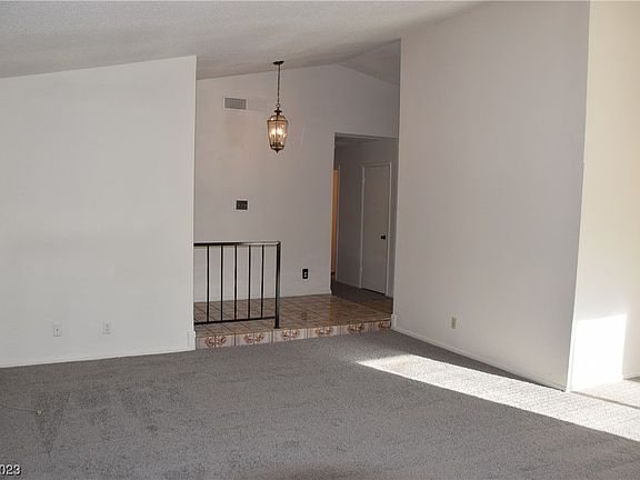 5th image of 6221 Obannon Dr