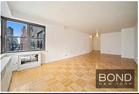 Rented by Bond New York | media 22