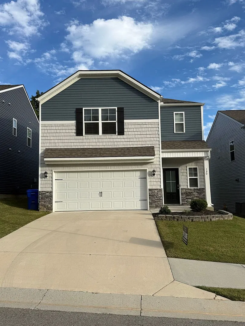 Beautiful Updated 3-Bedroom, 2.5-Bath Home for Rent in Oak Ridge! — Photo 1