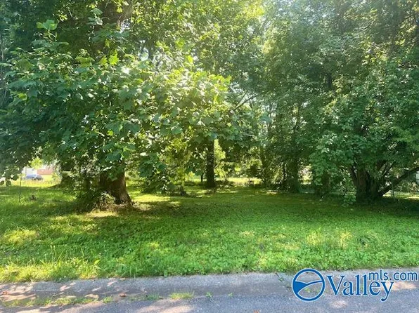 707 Lafayette St NW, Decatur, AL 35601