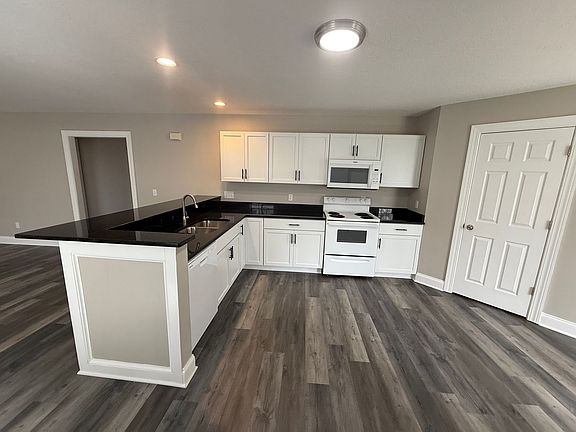 4th image of 425 Stetler Ave