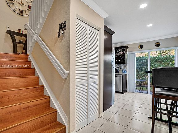 5th image of 2020 NE 167th St #3-145