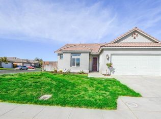 2709 Orange Tree Dr, Madera, CA 93637
