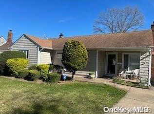 163 Fairview Ave, East Meadow, NY 11554