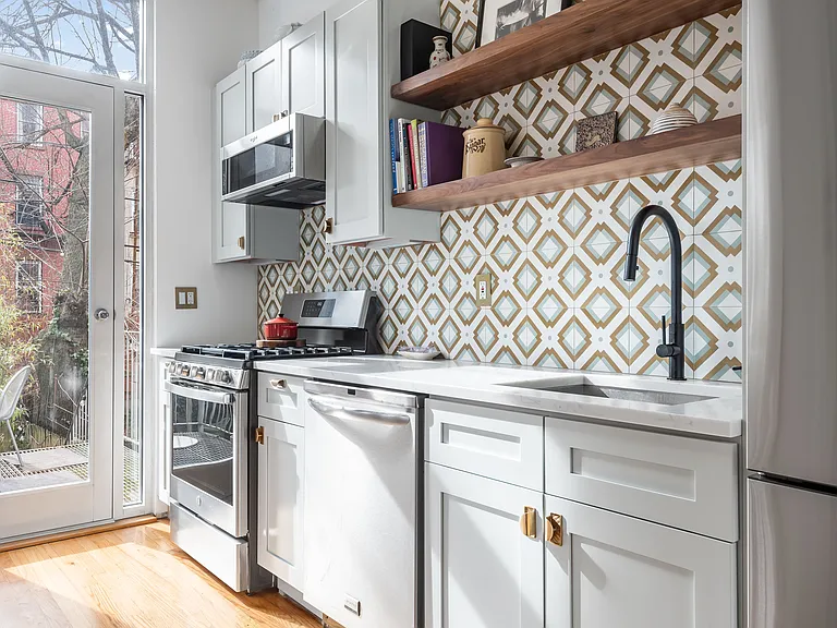 80 India St #2 — Photo 8