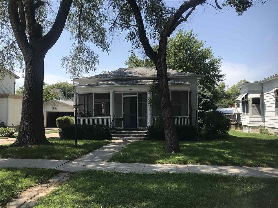 411 N 9th St Beatrice NE 68310 Zillow