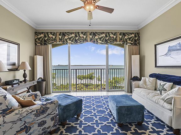 5th image of 26 Harbour Isle Drive W #Ph06
