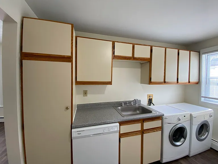 133 2nd St #2S — Photo 11
