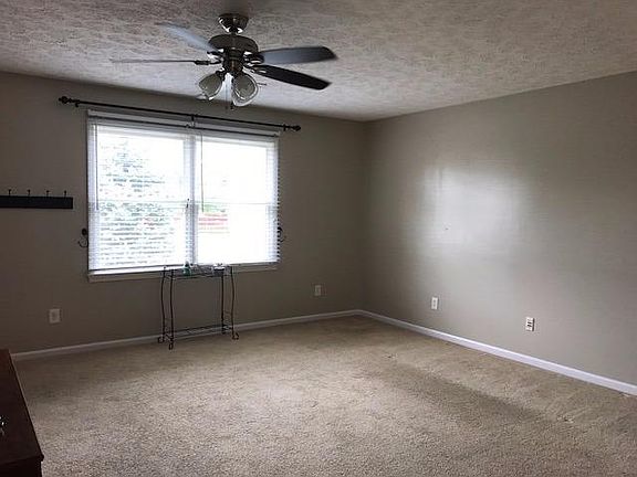 3rd image of 1002 Quarter Mile Way