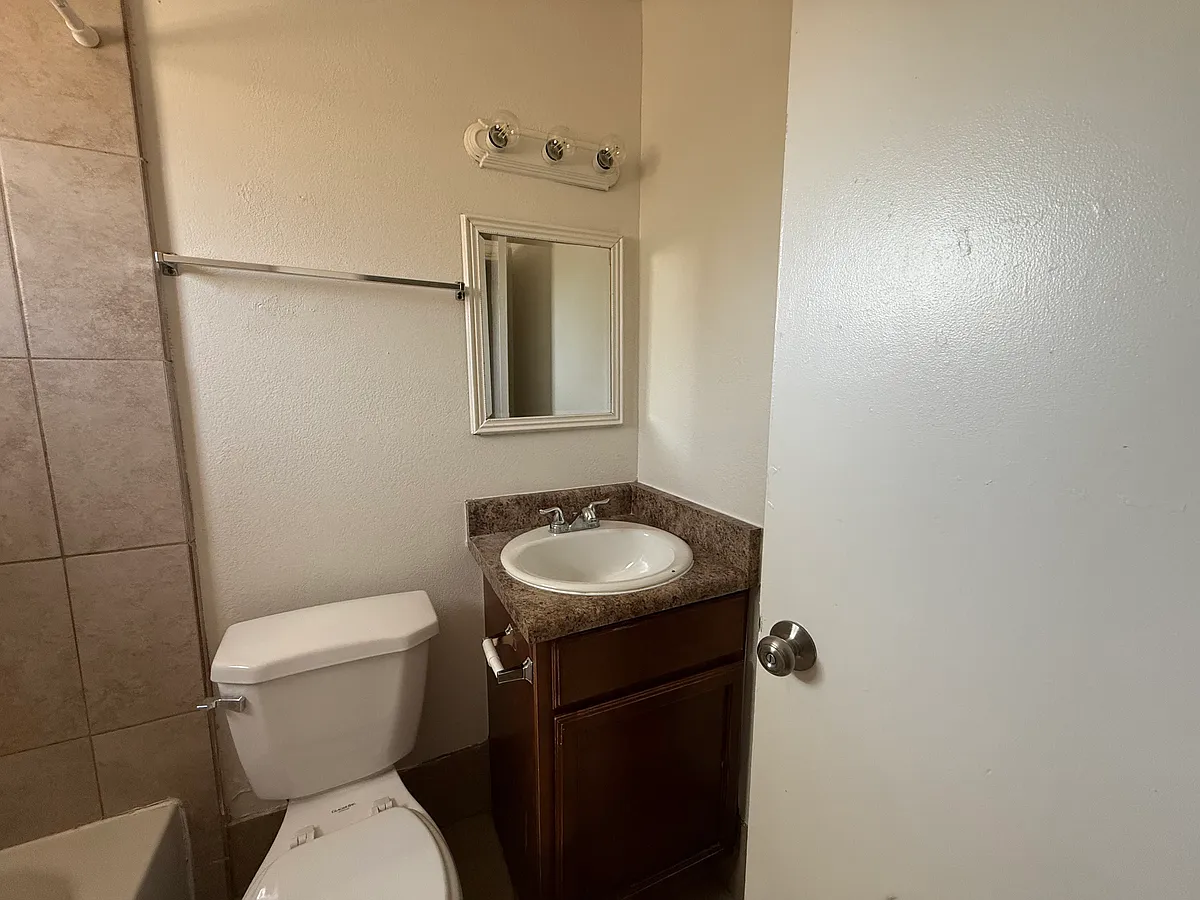 Building Photo - 3207 N 66th St #2