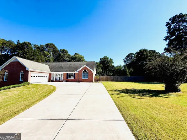 3540 Parkwood Hills Ct, Snellville, GA 30078
