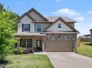 105 McEntyre Ct, Calhoun, GA 30701